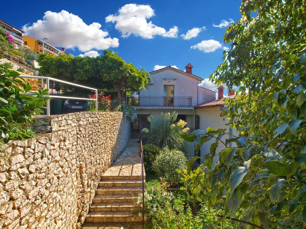 Apartments Rabac 981 Exterior photo